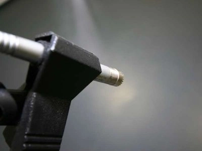 Mikrofon in Halterung